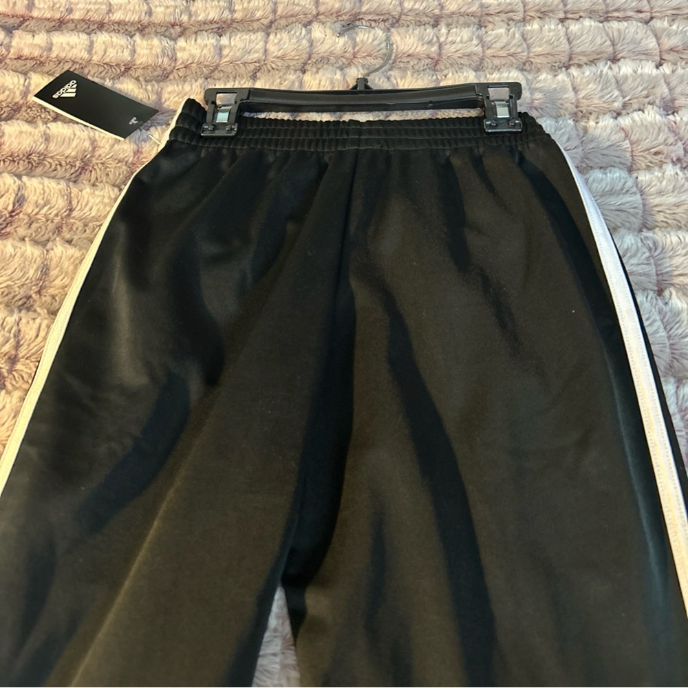 New Boy Adidas Activewear Size small or 8 - Picture 7 of 8